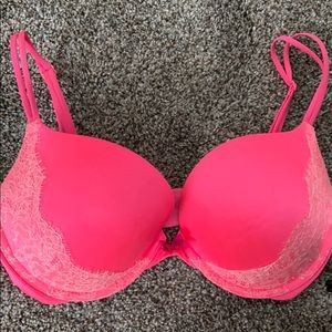 34DD Very Sexy VS Bra